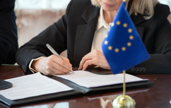 Betrug Strafe ohne Vorstrafen: Womit Erstbeschuldigte realistisch rechnen müssen